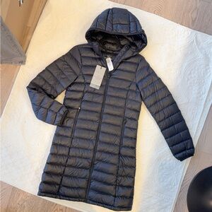 NWT 84808 THE FOUNDATION PUFFER BLACK XS ARITZIA goose down